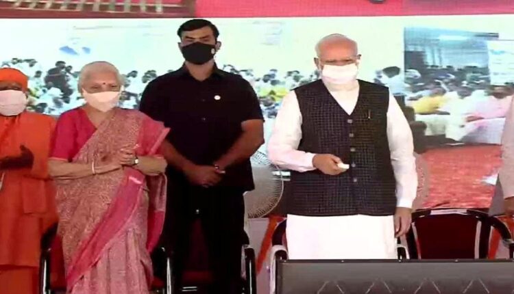 ups-purvanchal-region-will-become-medical-hub-of-northern-india-pm-modi