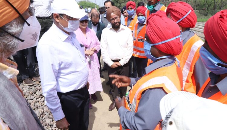 Inspection of Ludhiana-Dhuri-Rajpura-Ambala Cantt railway section by Shri Ashutosh Gangal, General Manager, Northern Railway