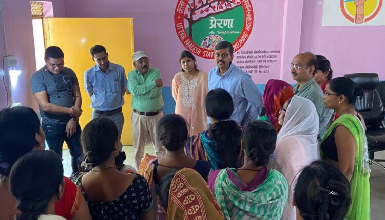 Chief Development Officer of Lucknow inspected the works of Entrepreneurship