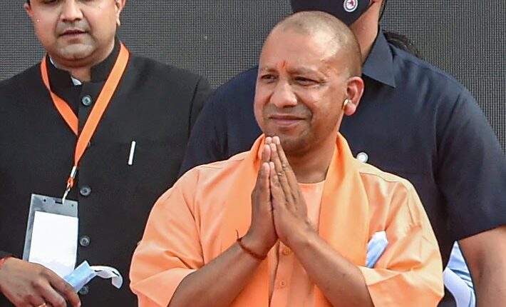 recruit-10000-cops-in-next-100-days-cm-yogi-adityanath-tells-police-dept
