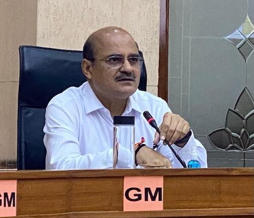 Northern Railway General Manager reviews work progress