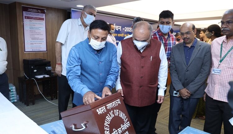 presidential-polls-ec-starts-distribution-of-ballot-boxes-paper-pens