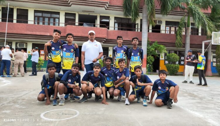 modern-academy-got-the-first-prize-in-the-match