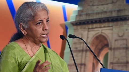 nirmala-sitharaman-praises-pm-modis-decision-on-russian-oil