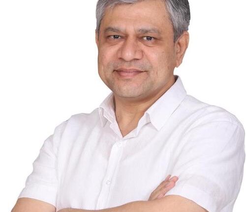 AICTE) has introduced courses designed for B.Tech Electronics VLSI Design & Technology and Diploma in IC Manufacturing.